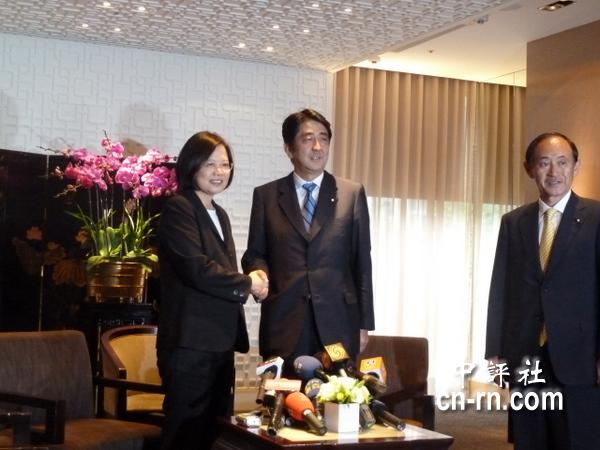 菅義偉前首相　安倍元首相は「寂しがり屋でもありました」、銃撃の一報受け「そばにいてやりたい」と奈良へ
