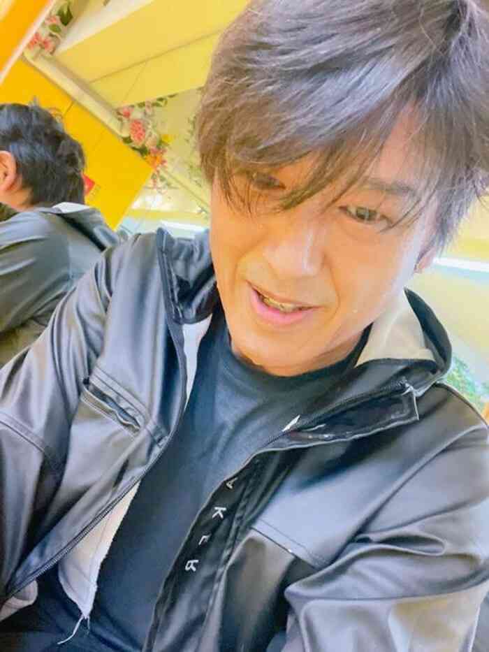 高橋克典、熱中症のような症状に見舞われたことを明かす「ベッドに倒れ込み」 - Yahoo! JAPAN