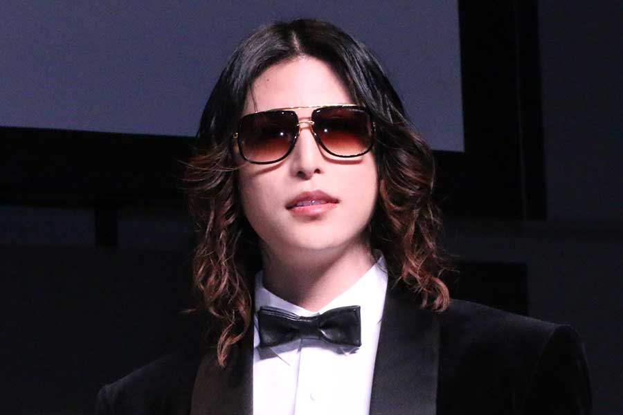 ROLAND、気になる体重を初公開　斬新な「一瞬で15kg痩せる方法」に感嘆の声 | ENCOUNT