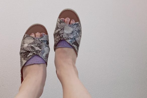 サンダルが痛くない&ヌメヌメしない!“部分靴下”が快適すぎて毎日はいちゃう