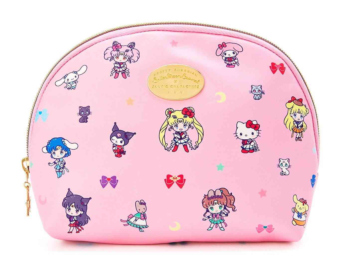 サンリオ×『美少女戦士セーラームーン』“お揃いコスチューム”のマスコットホルダーやミラー