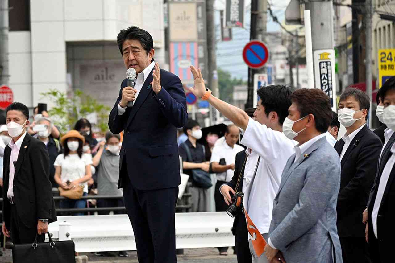 安倍元総理銃撃、NHKの高校生インタビューに批判の声「ショックを受けた未成年に証言させるのか」