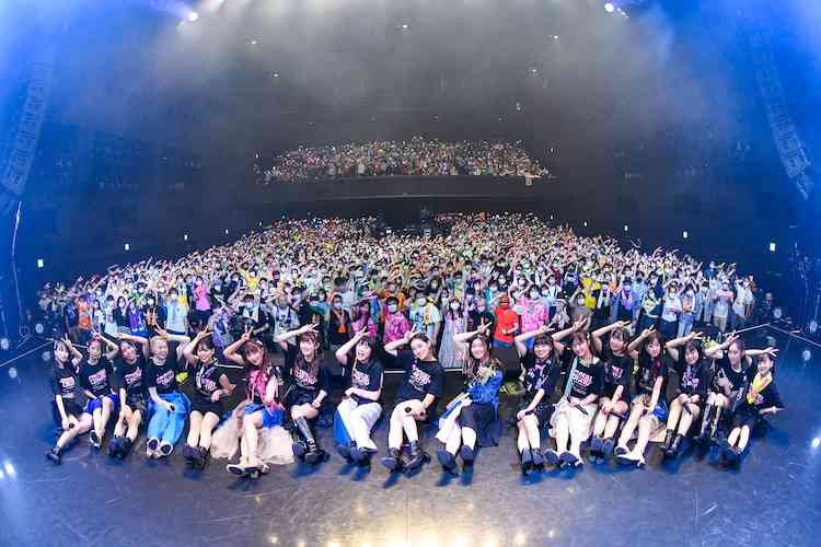 エビ中×アンジュルム、愛とリスペクトにあふれた「ズッ友」対バン（ライブレポート / 写真29枚） - 音楽ナタリー