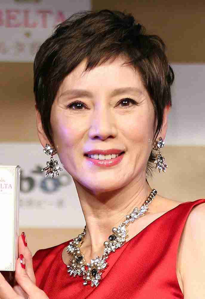 女優の秋野暢子　食道がんを公表　治療で芸能活動休止　事務所発表「突然の事に戸惑い驚愕」