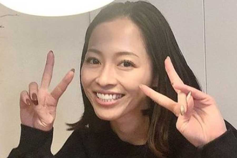 第3子妊娠中の小森純、切迫流産での自宅安静明かす　妊娠6か月半「お仕事も減らしている」 | ENCOUNT