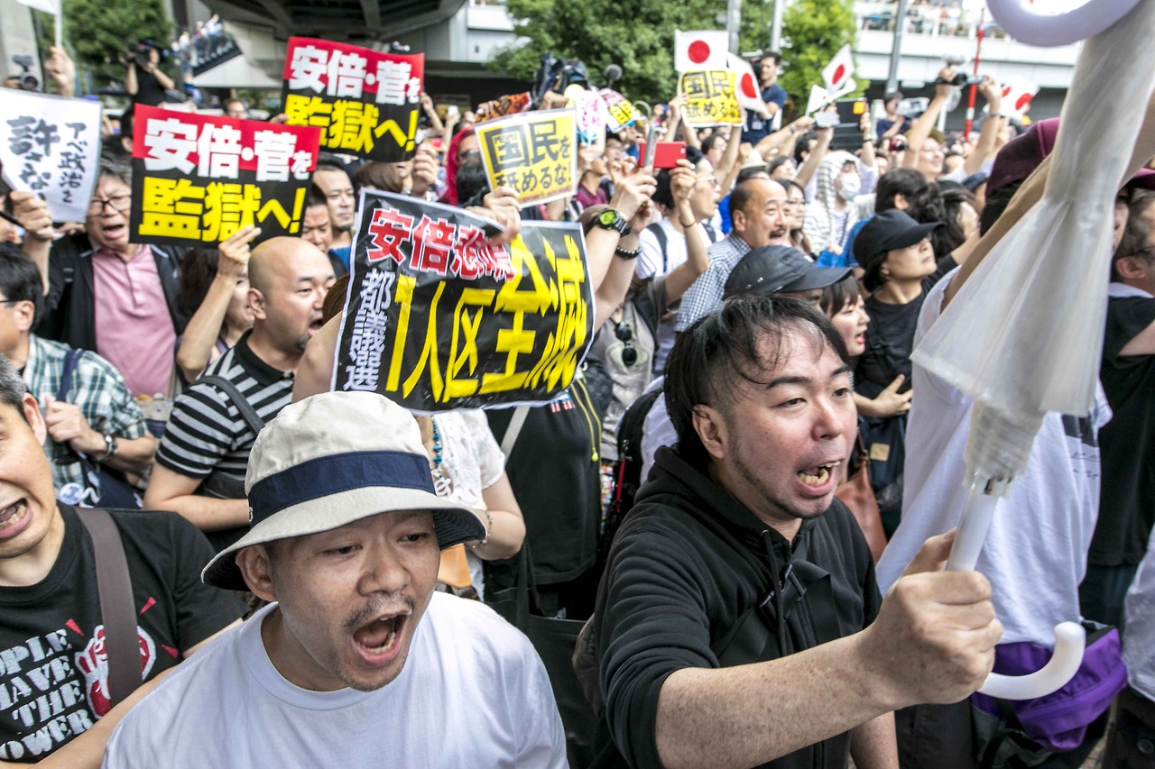 菅義偉前首相　安倍元首相は「寂しがり屋でもありました」、銃撃の一報受け「そばにいてやりたい」と奈良へ