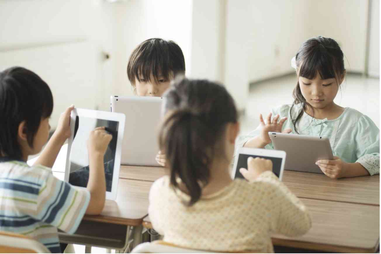 小学校で「35人学級」実現へ　改正法案成立 | ニュース 2021年 4月 | 先端教育オンライン