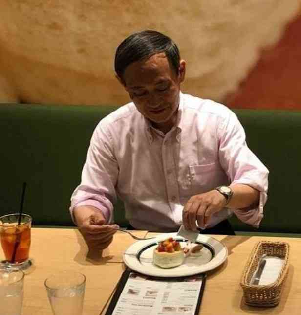 菅義偉前首相　安倍元首相は「寂しがり屋でもありました」、銃撃の一報受け「そばにいてやりたい」と奈良へ