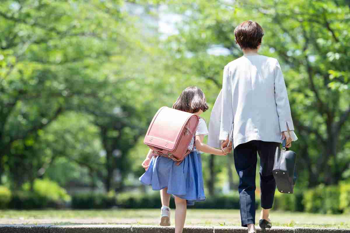 話題の書籍『母親になって後悔してる』が描くタブーが共感を呼ぶ理由