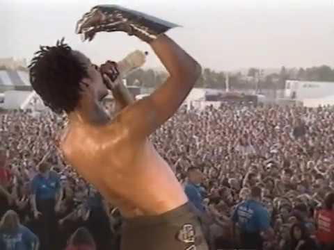 The Prodigy - Funky Shit (LIVE @ Phoenix Festival 1996) - YouTube