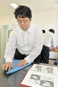 知っていますか？トゥレット症候群　発達障害のひとつで、１００人に１人ほどが発症。うち１０人に１人は支援や治療が必要だという。