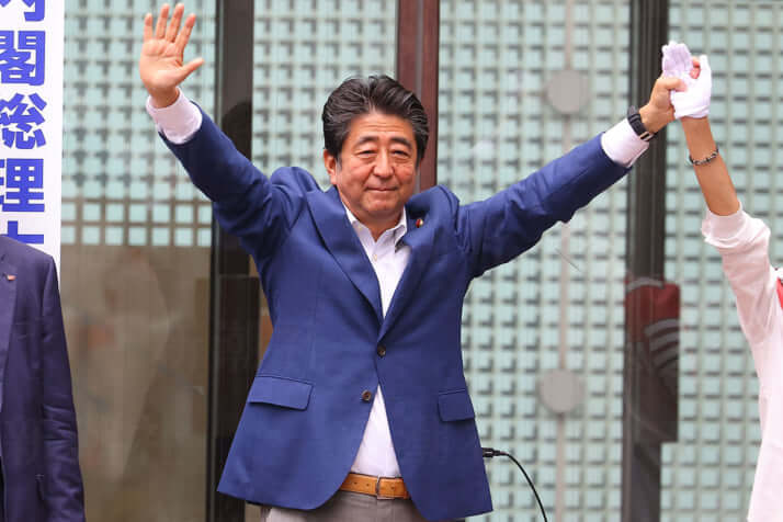 統一教会の政界汚染、支援対象は「安倍さんの一存だった」　恩恵を受けた子飼い議員の名 | デイリー新潮