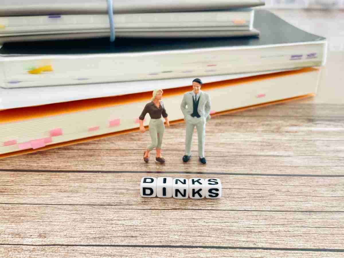 嫉妬を向けられ…DINKsは「ずるい」？　40～50代当事者が語る“リアル”