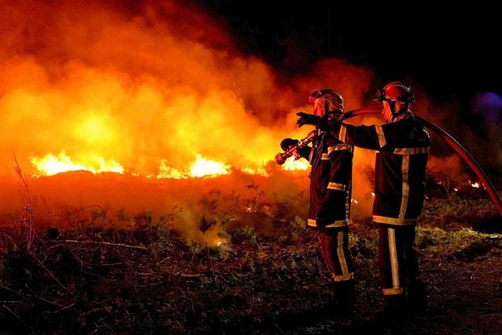 ヨーロッパ猛烈熱波、高齢者ら１０００人死亡…ポルトガル４７度・イギリス「非常事態宣言」 : 読売新聞オンライン