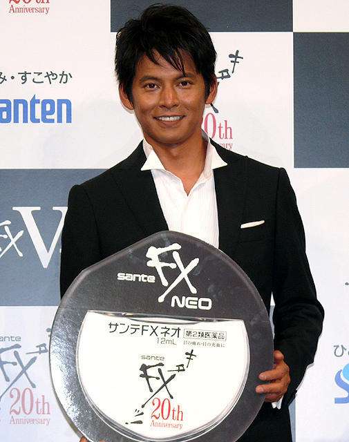 織田裕二20年ぶり「キターッ！」サンテFXの新CMキャラクターに : 映画ニュース - 映画.com