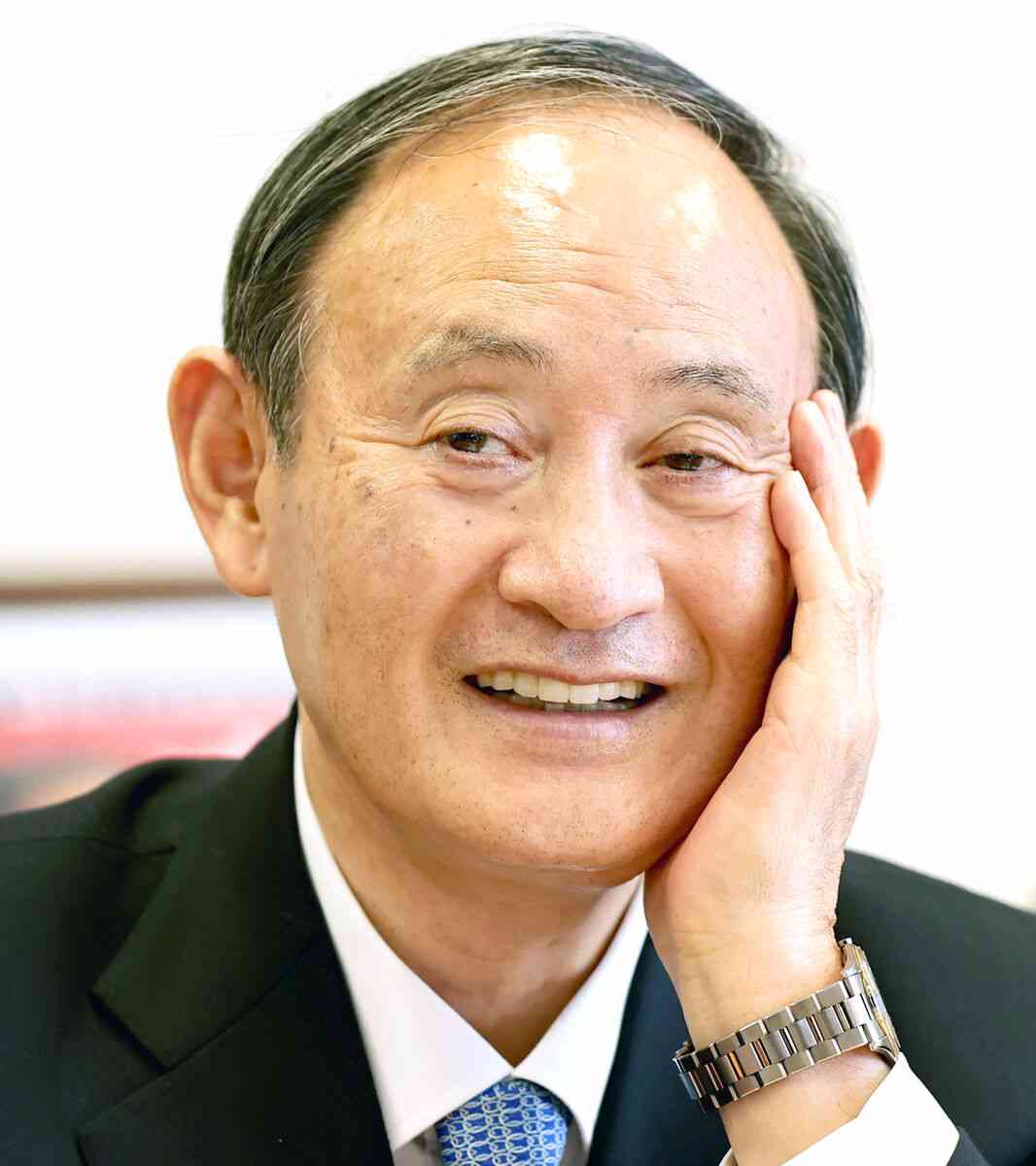 菅前首相「えーウソ！？」２０２１年報知社会面大賞受賞「総理になってからコロナとの戦いの日々だった」 : スポーツ報知