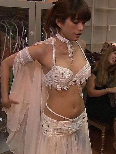 上原多香子、原因不明の体調不良を告白「何もないのに強い痒みが…」子供2人の姿も公開し話題