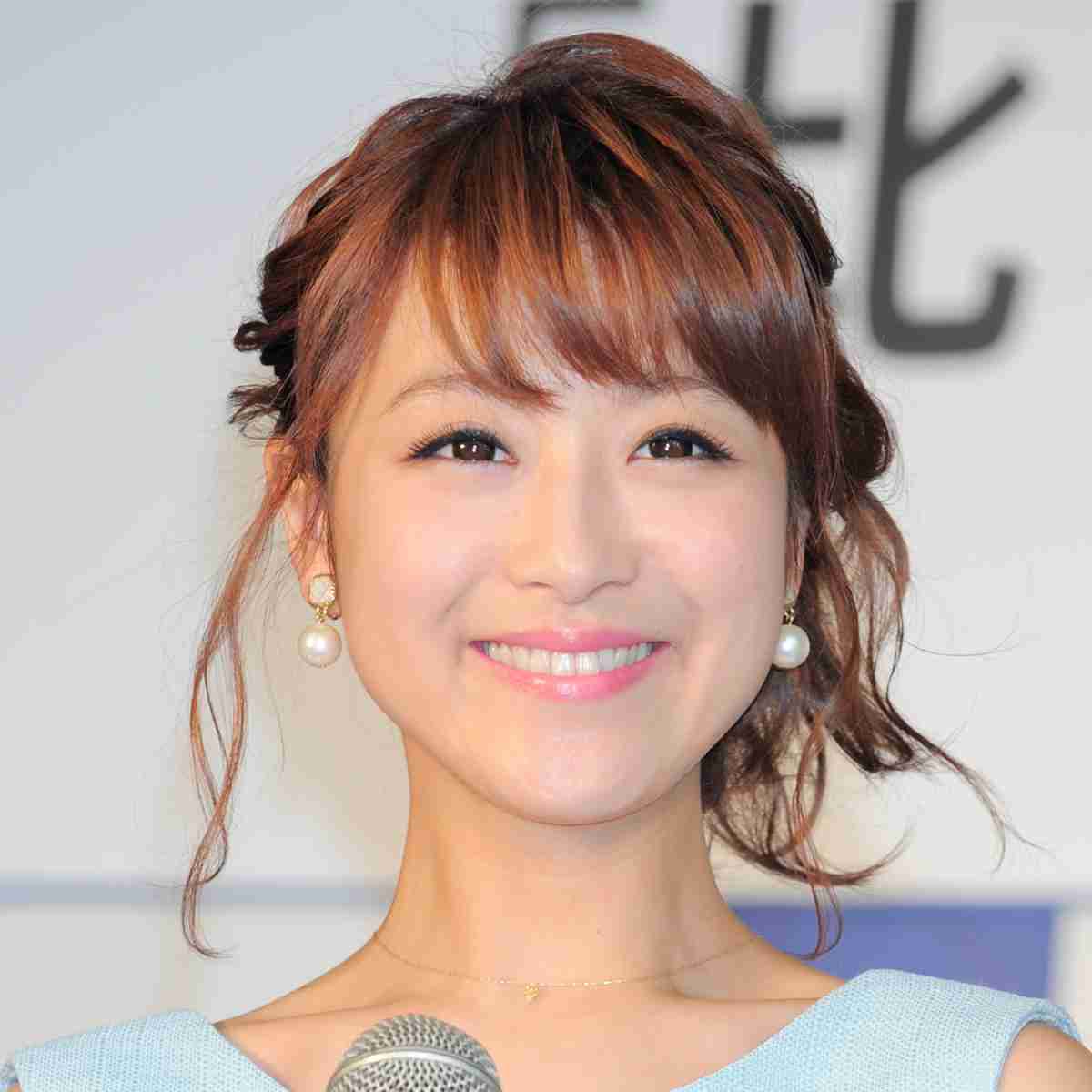 鈴木奈々、デコ出しヘアで激変姿が“別人級”と話題「いつもの自分じゃないみたい」