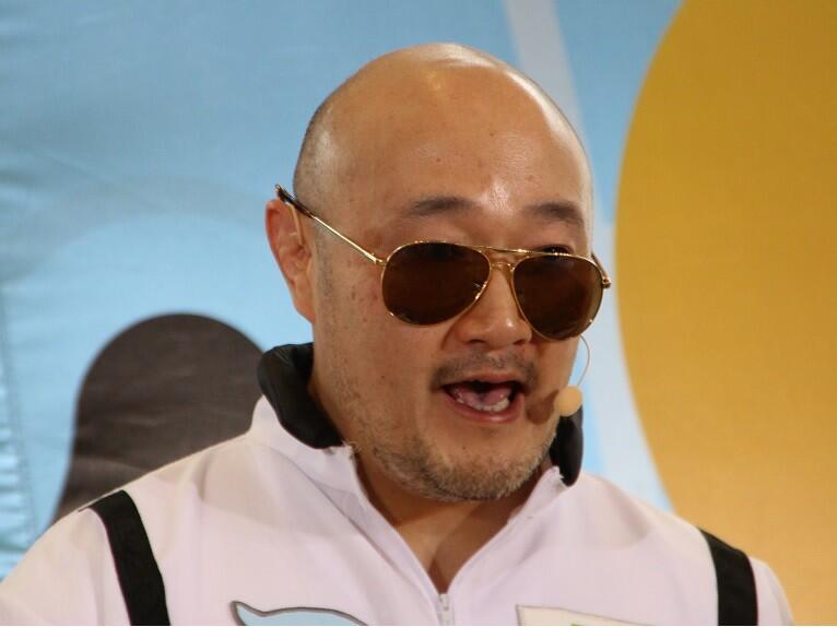 娘が自宅でお泊り会→1人でホテルへ　「最高の父親」人気芸人の行動に10万いいねの大反響: J-CAST ニュース