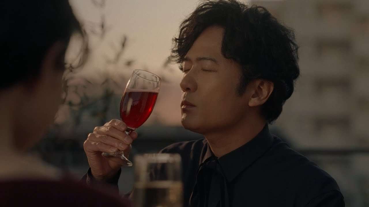 ノンアルでワインの休日『ノンアルソムリエ』篇 30秒 稲垣吾郎 サントリー - YouTube