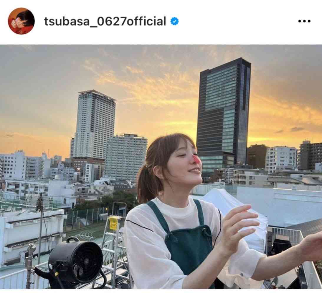 本田翼、”赤鼻”姿のオフショット公開に「女神きた」「爽やかさで気持ち涼しくなった」の声