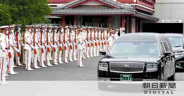 安倍氏の「家族葬」に陸自の儀仗隊が参列　戦後の首相経験者で初：朝日新聞デジタル