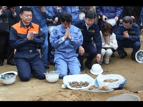 安倍総理　硫黄島訪問 - 平成25年4月14日 - YouTube