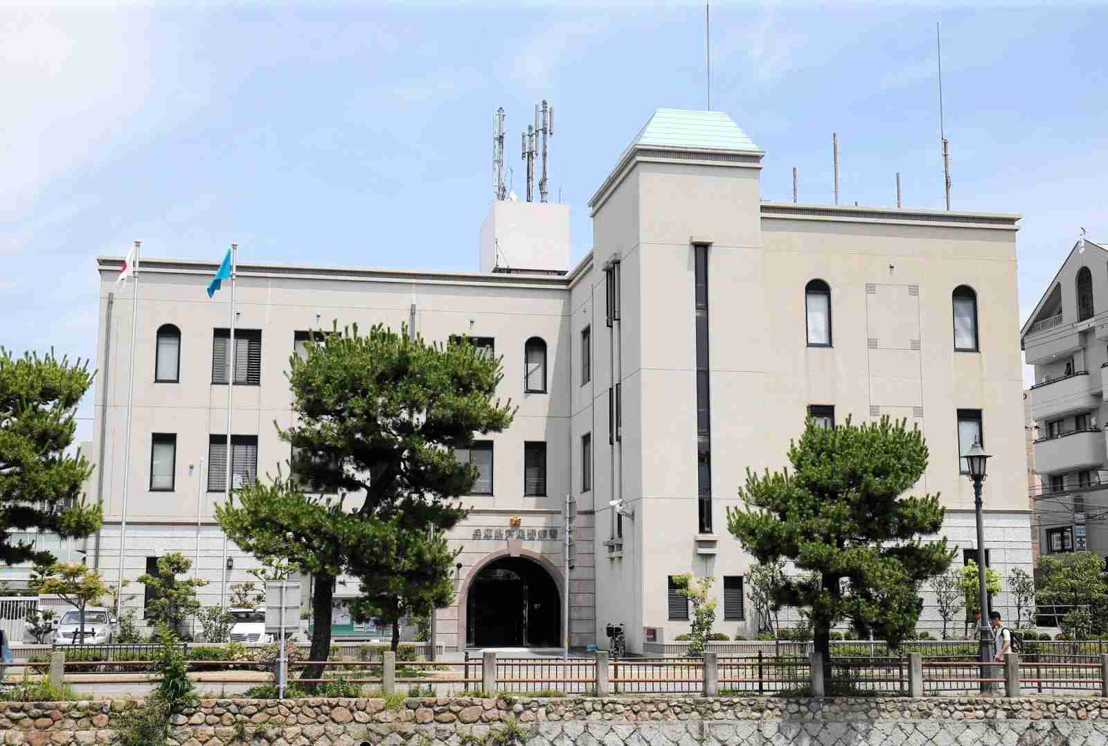 芦屋の６０代女性、買い物中にスカート内を盗撮される　６３歳の男逮捕（神戸新聞NEXT） - Yahoo!ニュース