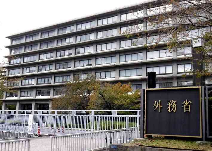 １年９か月ぶりの対面だった日中外相会談、見送り…中国「米国のお先棒を担いだ」と批判 : 読売新聞オンライン