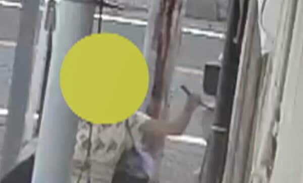 【独自】勝手にコンセントを抜く女　自販機やLED看板に被害…目的は？ 店は「気持ち悪いからやめて」と困惑｜FNNプライムオンライン