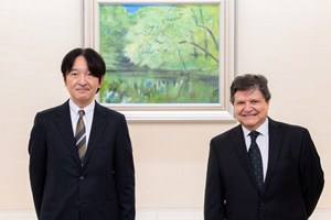 El canciller Acevedo se reunió con el príncipe heredero del Japón | Embajada de la República del Paraguay en Japón