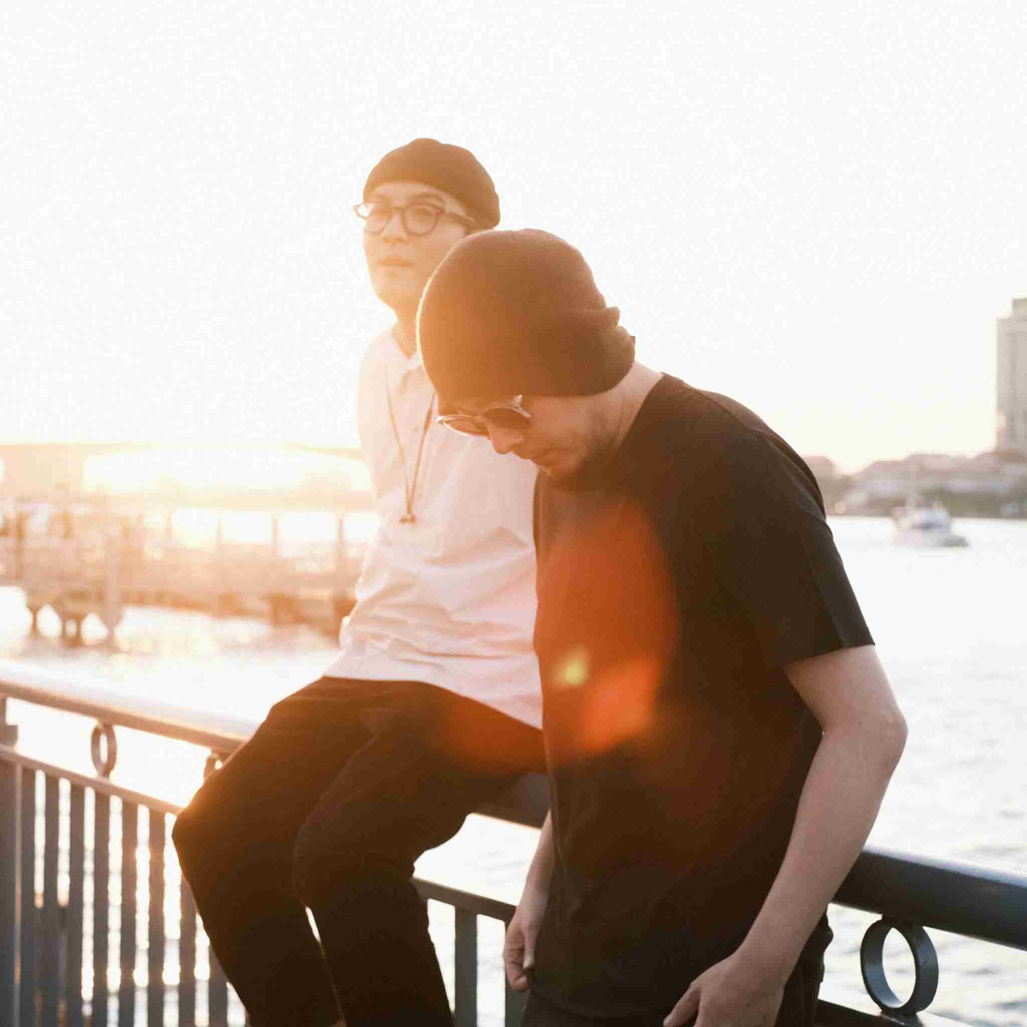 ドラマ『2gether』を彩るタイのポップバンド・Scrubb「日本で僕たちの歌を一緒に歌えたら」 – 取材、文・かわむらあみり | ananweb – マガジンハウス