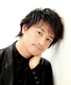 斎藤工、バカボンのパパらと同じ”41歳”を迎えたことを報告「驚愕の同世代を受け入れなければと」