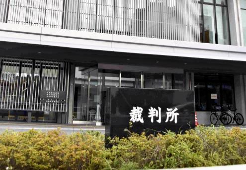 教室で男子児童３人にわいせつ行為、スマホで撮影…担任の男に懲役７年判決 : 読売新聞オンライン