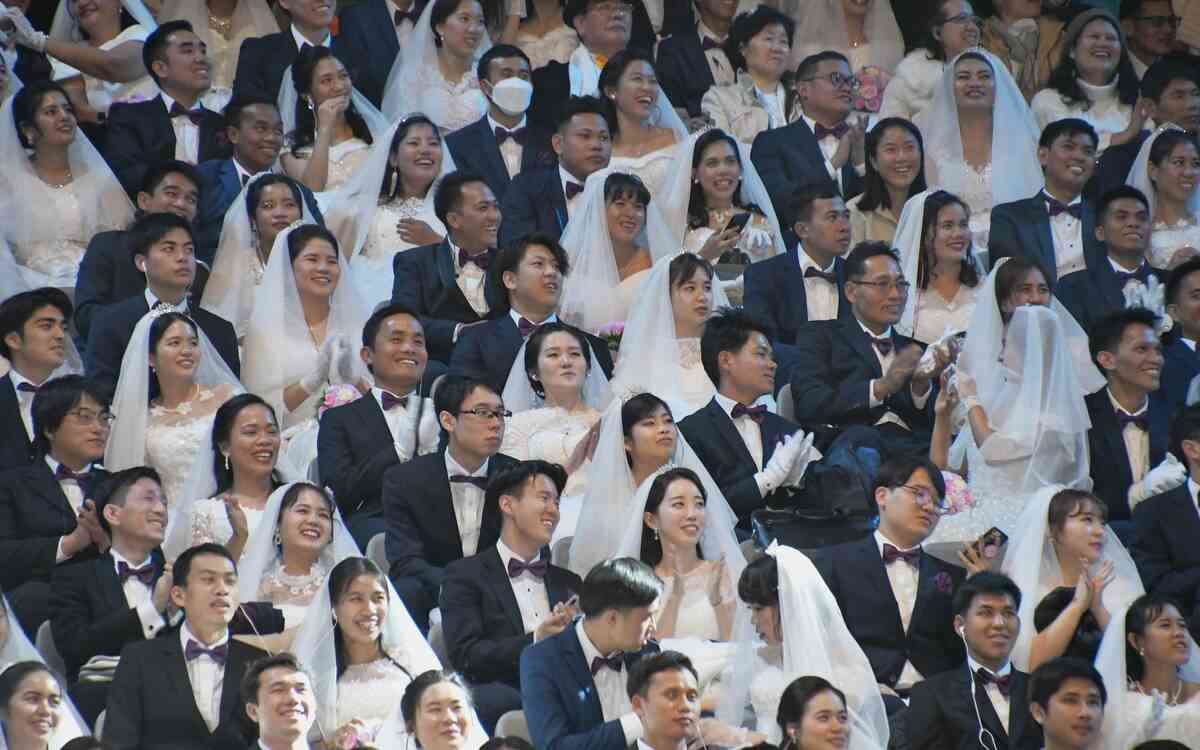 貧乏と乱暴に苦しみ夫を殺害…統一教会「合同結婚式」日本人花嫁の地獄 | 文春オンライン