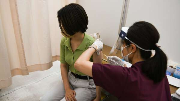 ワクチン打つとコロナかかりやすい説が眉唾な訳|au Webポータル経済・ITニュース