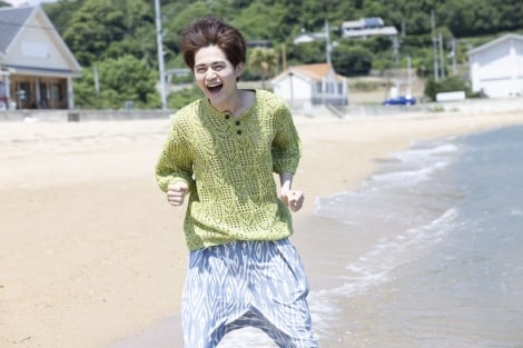 『六本木クラス』“長屋龍二”鈴鹿央士、ファースト写真集発売決定 デビュー直後から3年の軌跡を辿る