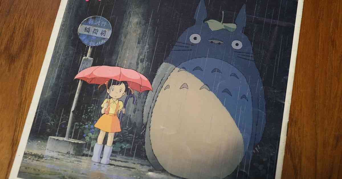 『となりのトトロ』のミステリー。トトロの隣にいる“謎の少女”の正体は？ | ハフポスト アートとカルチャー