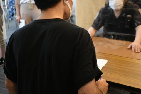 「コロナ定額給付金まで統一教会に寄付する母、どうすれば」家族の会が相談会、参加者は激増（弁護士ドットコムニュース） - Yahoo!ニュース