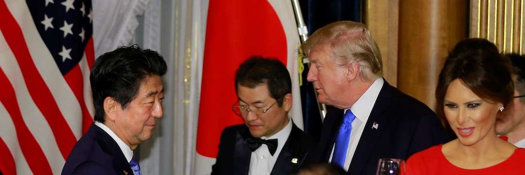 トランプ・安倍両氏の関係は実に「バットマンとロビン」的である （海野 素央） | 現代ビジネス | 講談社（2/3）