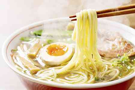 ラーメンに追加で入れたくなる具材ランキング！チャーシュー、半熟卵、長ネギ、1位は？