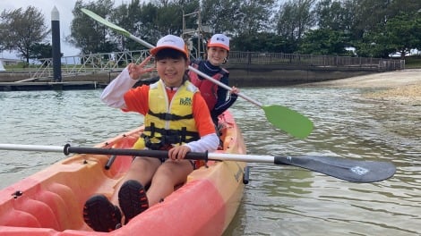 酒井法子、子どもたちの海洋体験をサポート 「一緒に最高の思い出を作りましょう」と呼び掛け