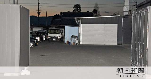 父親運転のフォークリフトに姉妹ひかれ、6歳女児死亡　：朝日新聞デジタル
