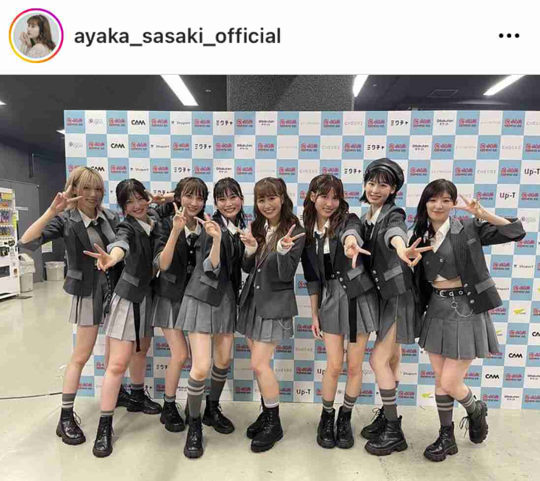 まだ現役女子高生？　ももクロ・佐々木彩夏、AKB48とコラボで制服姿披露