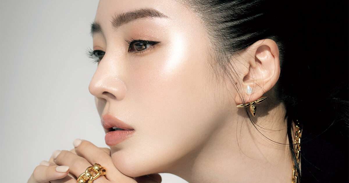 母となった【MEGBABY】さん、あえて“事実婚”を選んだ理由を語る。【VOCE特別インタビュー】｜美容メディアVOCE（ヴォーチェ）