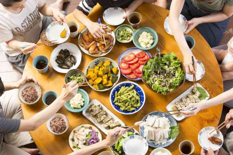 教えてあなたの晩ご飯！「品数は何品？栄養バランスはどう工夫？」主婦231人に聞きました | kufura（クフラ）小学館公式
