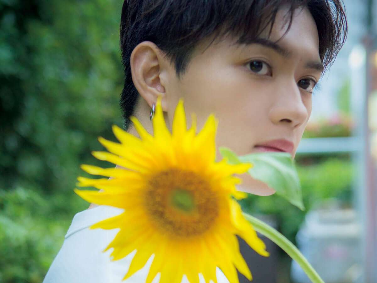俳優・佐野勇斗さんインタビュー「最近甘えるのも悪くないかな。甘え、甘えられる両方できる人がいい」 | 美人百花.com 