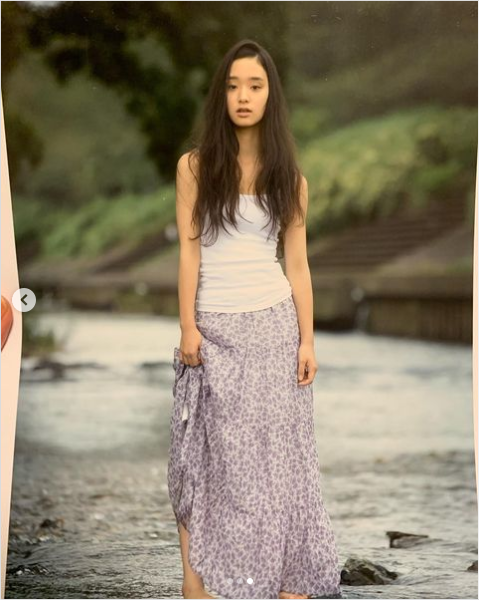 剛力彩芽、10年以上前のショットに反響 「天使の彩芽」「透明感半端ない」「ロングもカワイイ」