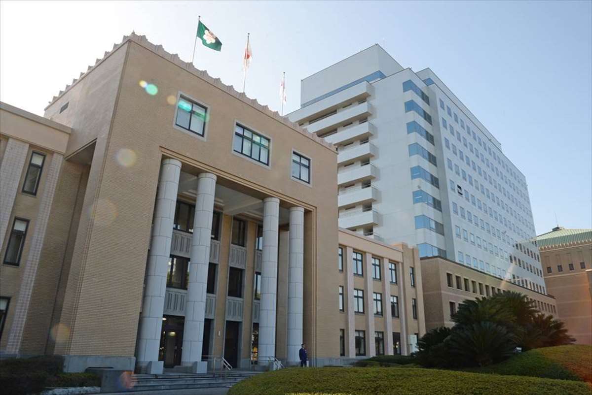 「家族がコロナ」嘘の休暇取得　佐賀県の40代男性職員を停職3カ月　陽性証明書を偽造して提出 | 行政・社会 | 佐賀新聞ニュース | 佐賀新聞
