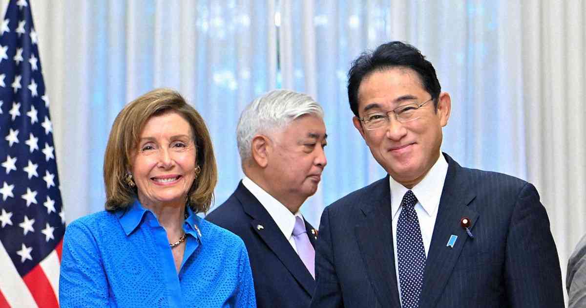 岸田首相、ペロシ米下院議長と会談　「台湾海峡の平和で連携」 | 毎日新聞